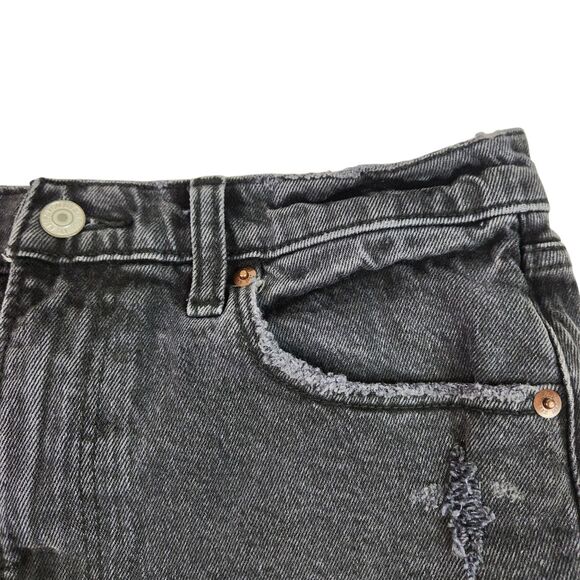 ABERCROMBIE & FITCH Mom Short Womens 28 6 Black Distressed Denim High Rise - Picture 4 of 11